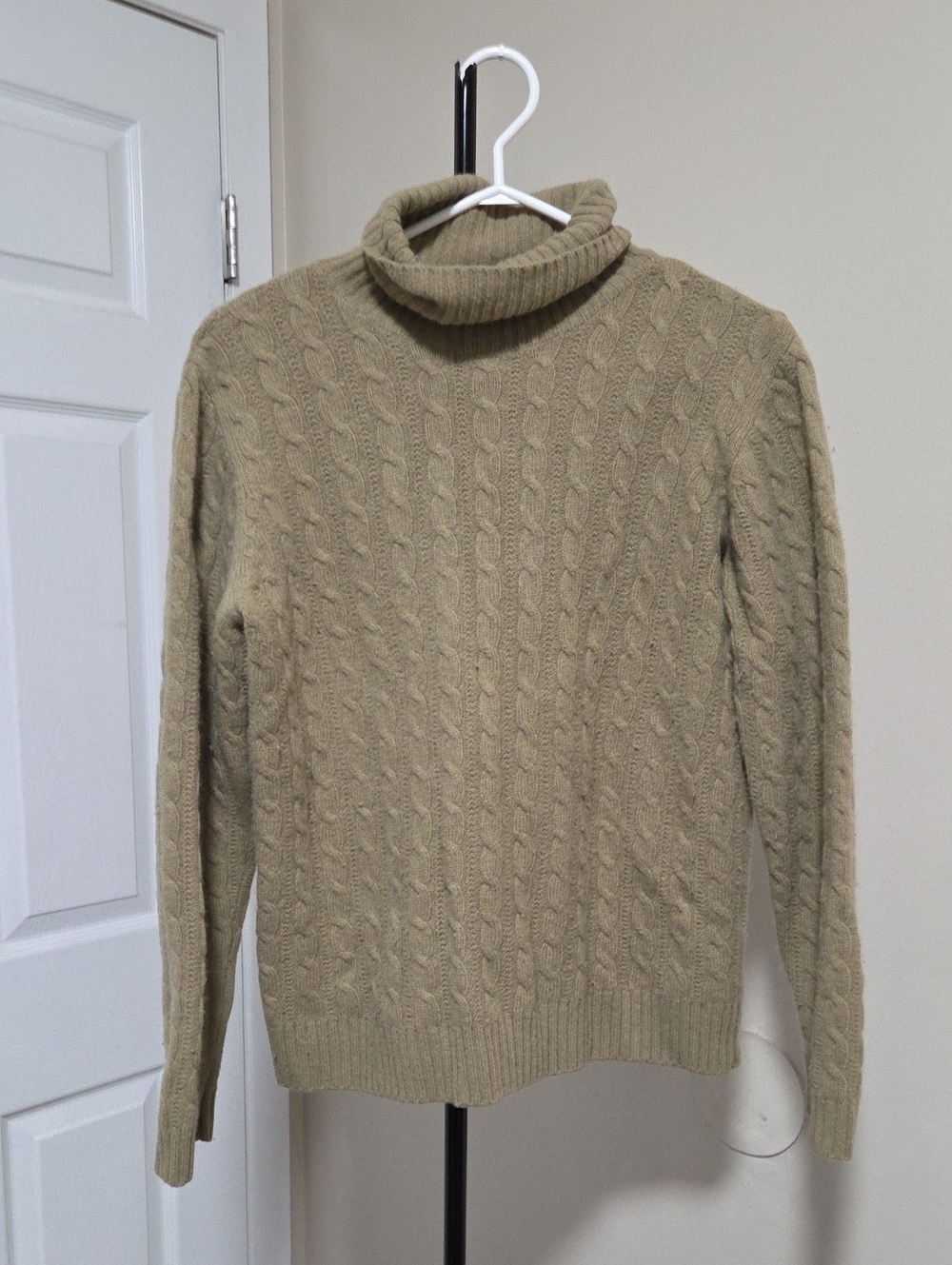 BCBG Women's Cable-Knit Turtleneck Sweater - Tan